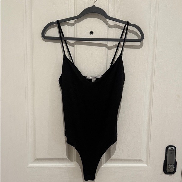 Celebrity pink bodysuit - Picture 3 of 6